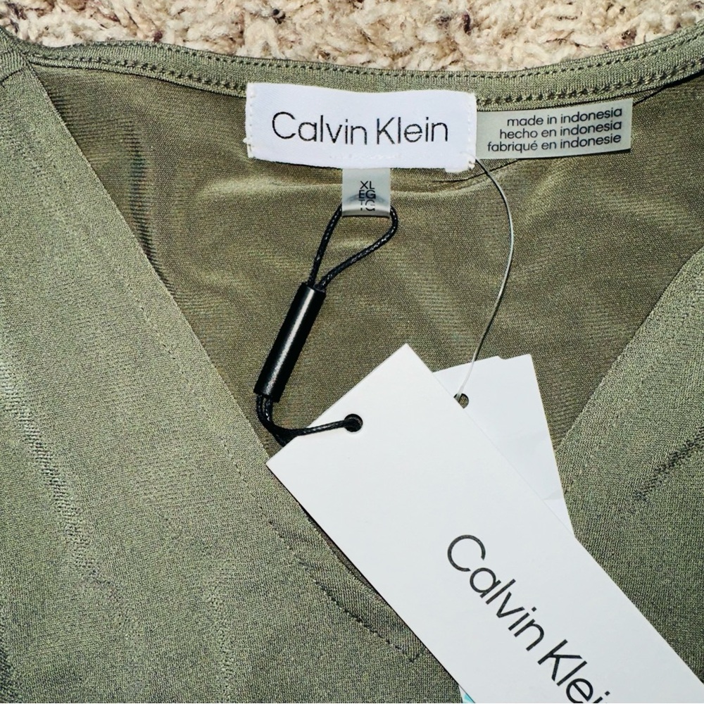 NWT Calvin Klein Green Blouse XL New Women’s Top - Picture 5 of 5